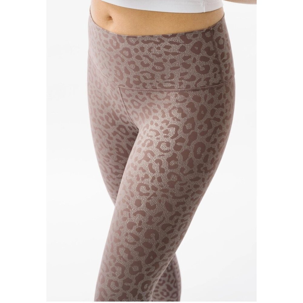 Zyia Purple Leopard Supreme High Rise Leggings Womens M 6-8 Athletic Yoga - Picture 3 of 11